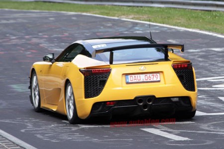 La LFA Nüburgring s'amuse sur la boucle Nord
