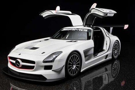 La SLS AMG GT3 est disponible à la commande
