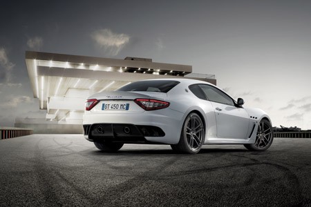 Maserati présente la Stradale