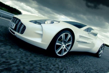 Il resterait des Aston Marton One-77 à vendre