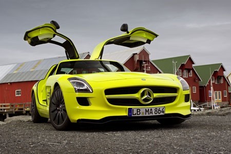 Le Mercedes SLS AMG e-cell disponible en 2013