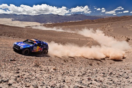 Dakar - Al-Attiyah gagne, Sainz perd une heure