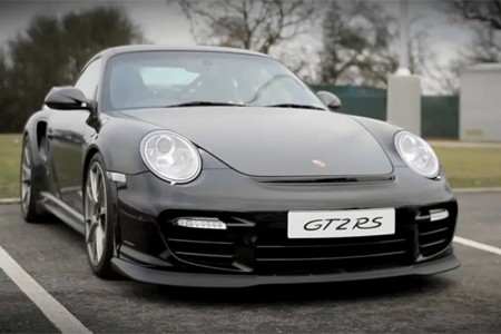 Mark Webber s'éclate en GT2 RS