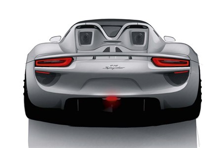 Un premier croquis pour la 918 Spyder de série