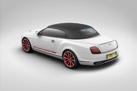 Des nouvelles photos de la Bentley Continental Supersports ISR