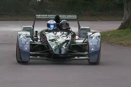 La vidéo du jour: Mika Häkkinen à bord de la Caparo T1