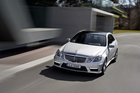 La Mercedes E63 AMG adopte un V8 biturbo
