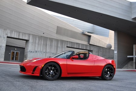 La fin de la Tesla Roadster annoncée