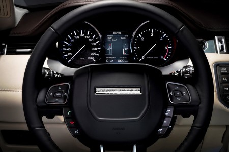 Land Rover compte sur une division "sport"