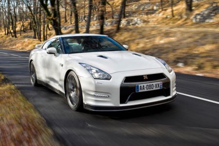 0 à 300 km/h en Nissan GT-R (vidéo)