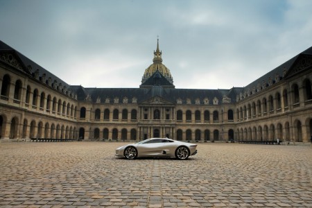 Jaguar C-X75 en production, livraison l'an prochain