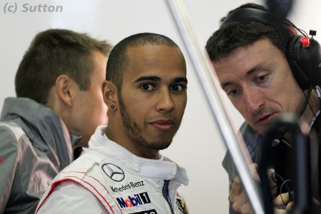 F1 - Hamilton mène après la pluie