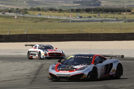 GT1 - Premier succès pour la McLaren Hexis