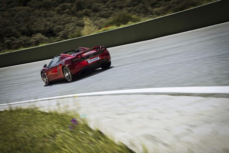 McLaren MP4-12C Spider. Force anglaise libre.