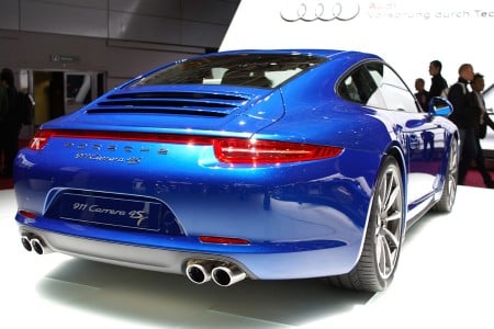 La Porsche 911 passe en 4 roues motrices au Mondial de Paris