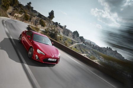 Toyota GT 86 cabriolet : pour le printemps 2013