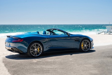 Débuts à Pebble Beach pour la Vanquish Volante