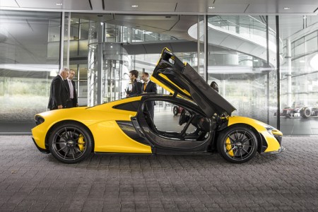 La McLaren P1, bien plus rapide que la F1