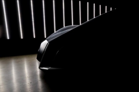 Magnum MK5 en pleine séance d’effeuillage !