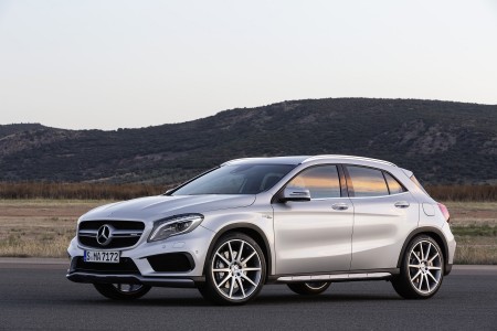 Mercedes GLA 45 AMG: sur les traces du Macan?