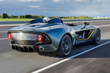 Revivez le centenaire Aston Martin en vidéo