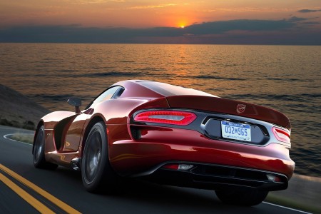 La production de la Viper suspendue par Chrysler