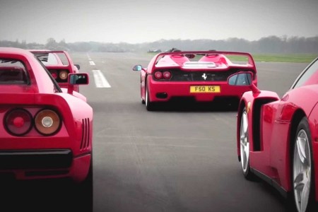 Quatre générations de supercars Ferrari ensemble !