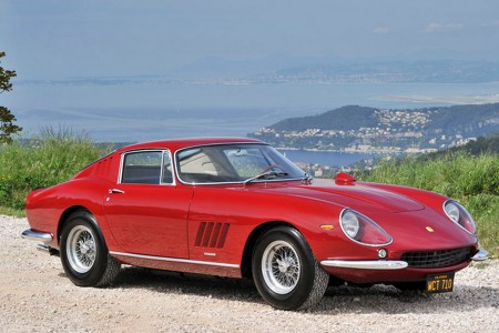 Offrez-vous la Ferrari de Steve McQueen !