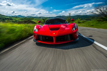 Sport Auto au volant de LaFerrari : L'EXTASE !