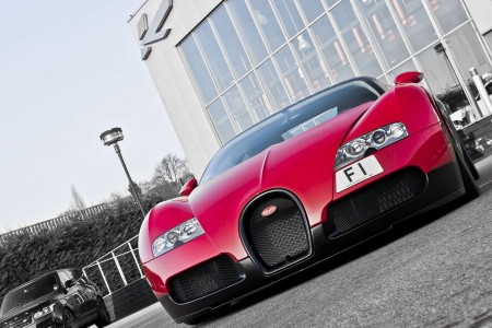 Kahn réclame 12 M€ pour son immatriculation "F1"