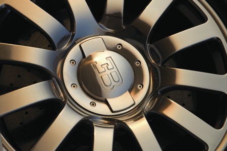 Future Bugatti hybride : ça se précise