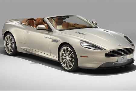 Une Aston Martin DB9 Volante unique aux enchères
