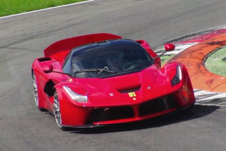 Vidéo: LaFerrari XX surprise à Monza !
