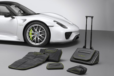 La 918 Spyder s’offre une bagagerie de luxe