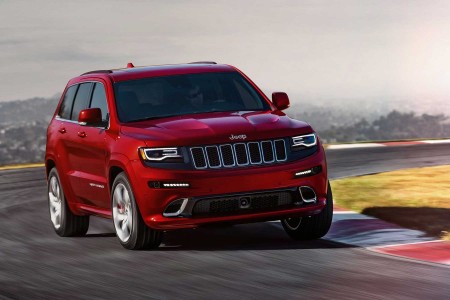 Le Jeep Grand Cherokee SRT évolue en douceur