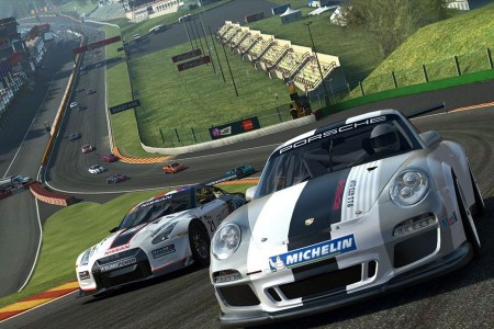 Une teaser du Cayman GT4 dans Real Racing 3?