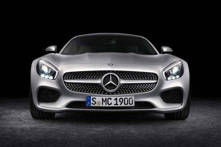 Mercedes-AMG réfléchit à sa propre berline