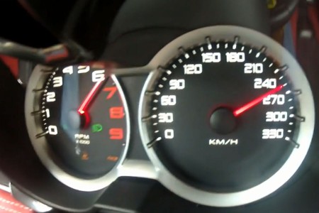 A bord de l'Evora 400 sur le circuit de Hethel