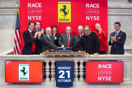 Ferrari sur les chapeaux de roue à Wall Street !