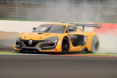 Chris Harris prend en main la Renault R.S. 01