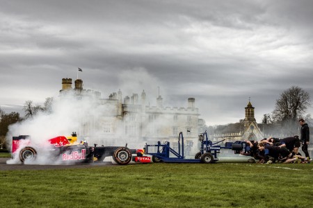 Daniel Ricciardo face aux rugbymen de Bath