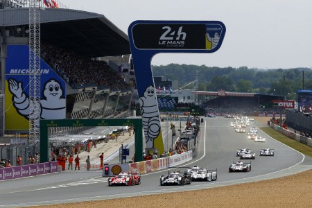 Le départ des 24 Heures du Mans 2015