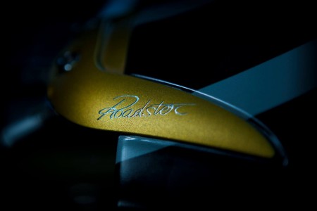 Pagani dévoile un élément de carrosserie de la Huayra Roadster
