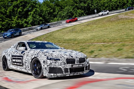 BMW M8 (2018) : premier aperçu officiel avec un prototype