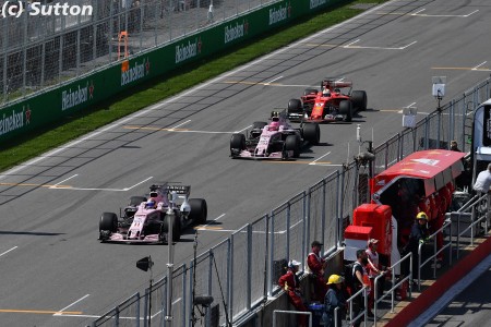 Sergio Pérez (Force India), Esteban Ocon (Force India) et Sebastian Vettel (Ferrari) à Montréal
