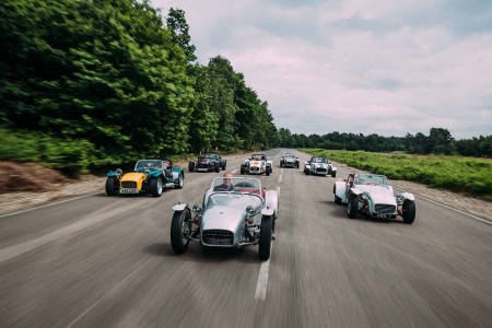7 Lotus/Caterham Seven en parade pour les 60 ans du modèle !