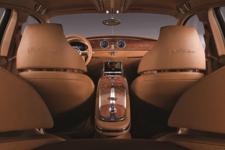 Bugatti : une berline pour succéder à la Chiron ?