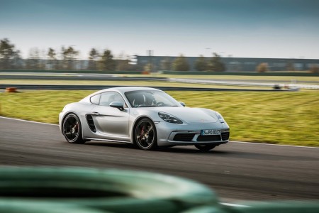 Porsche : un 718 Cayman T serait en développement