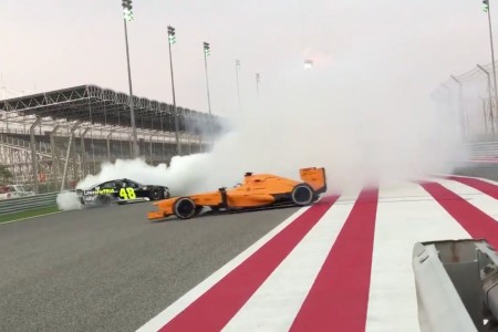 Fernando Alonso (McLaren) et Jimmie Johnson (Hendrick) à Sakhir