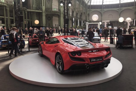 La Ferrari F8 Tributo s'expose au Grand Palais à l'occasion du Tour Auto 2019
